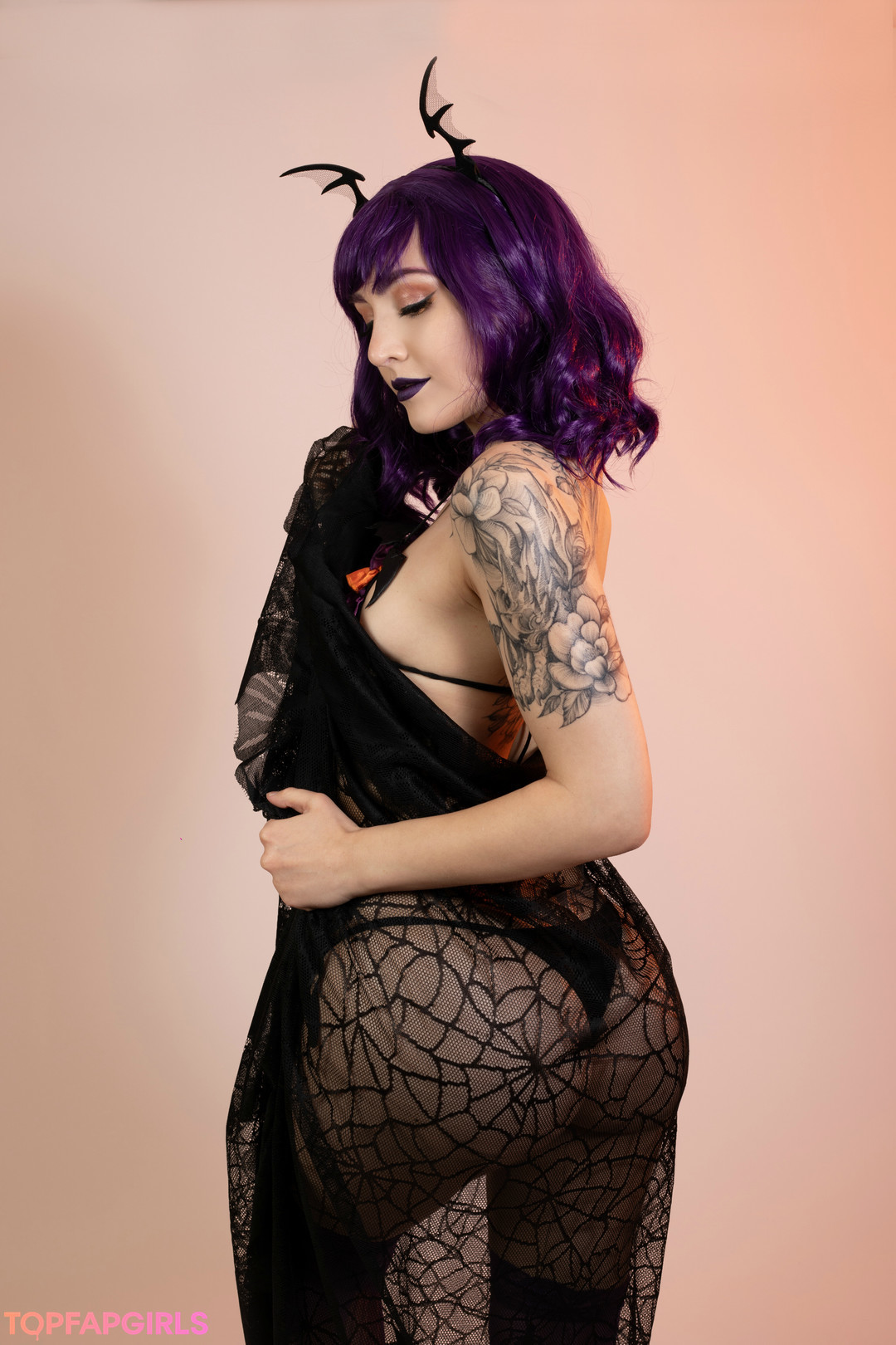 Photo nue de fuite OnlyFans de Luxlo #1697