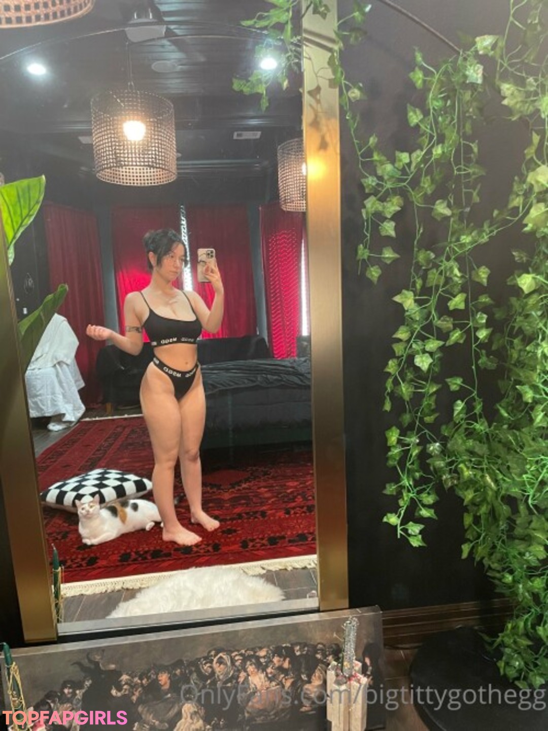 Photo nue de fuite OnlyFans de Big Titty Goth Egg #314
