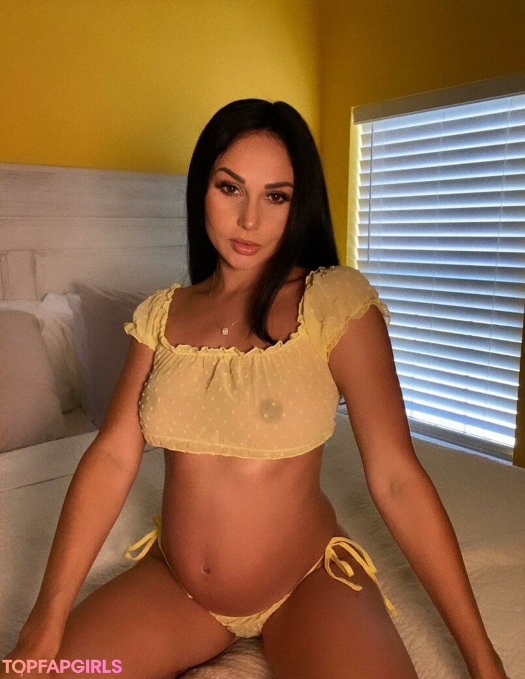 Photo nue de fuite OnlyFans de Ariana Marie #486