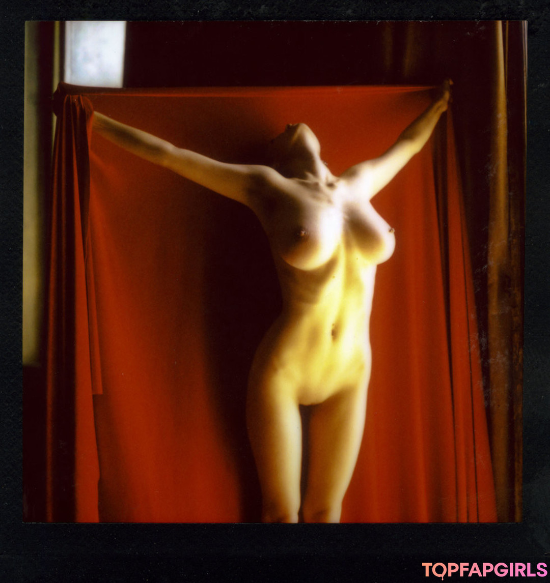 Photo nue de fuite OnlyFans de Mila Amour #1156