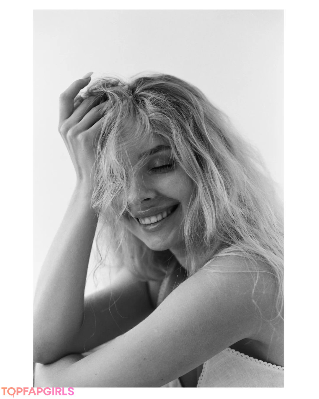 Photo nue de fuite OnlyFans de Mila Amour #992