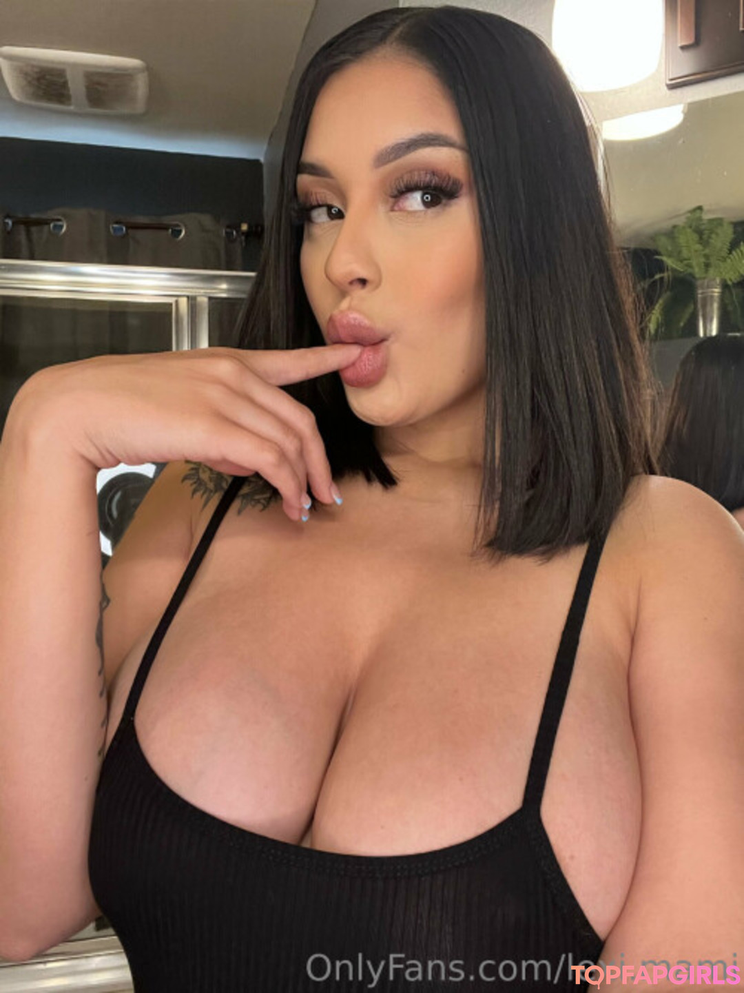 Photo nue de fuite OnlyFans de Adianababyxo #36