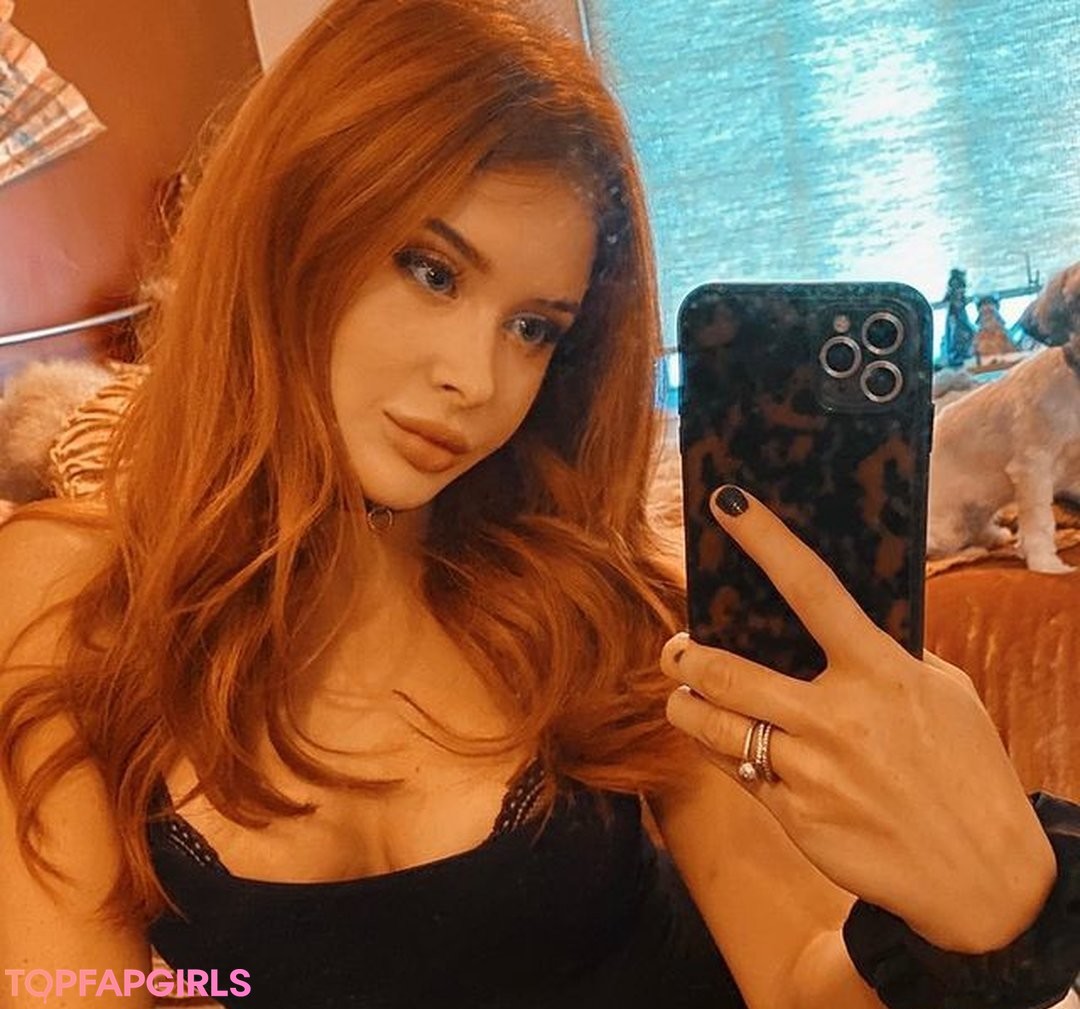 Photo nue de fuite OnlyFans de Renee Olstead #729