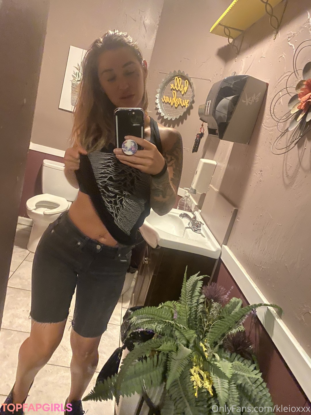 Photo nue de fuite OnlyFans de Kleio Valentien #196
