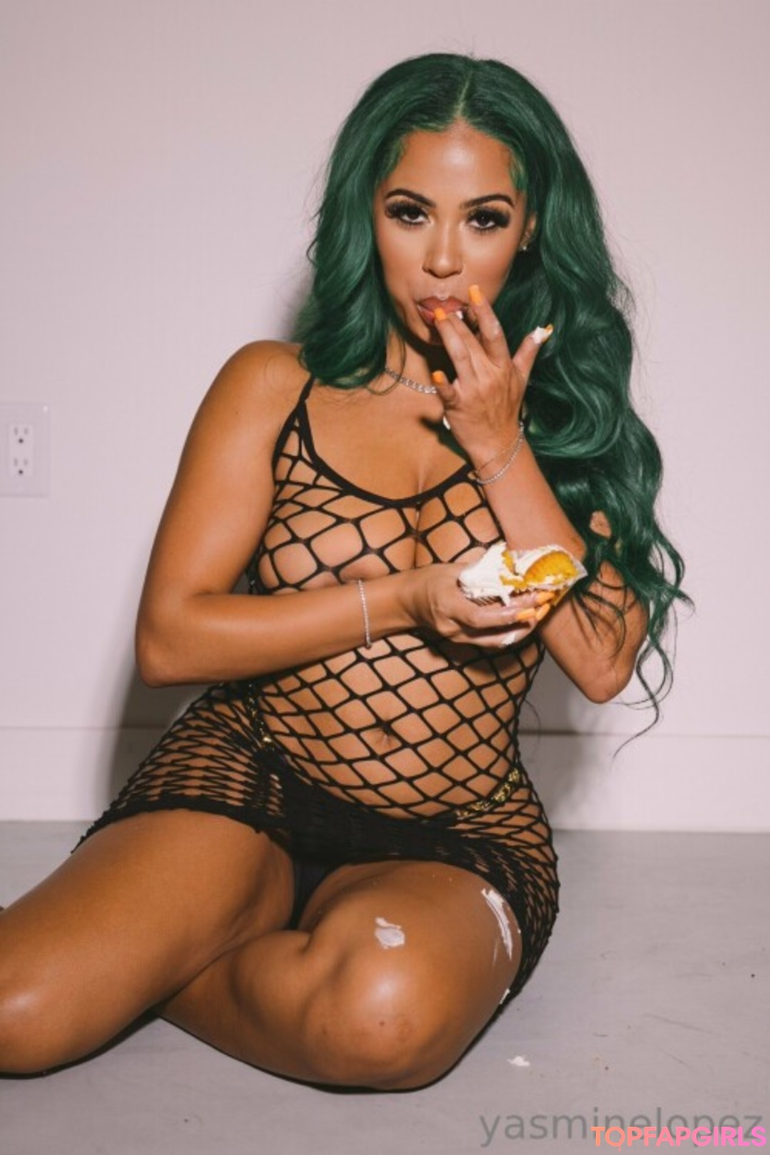 Photo nue de fuite OnlyFans de Yasmine Lopez #54