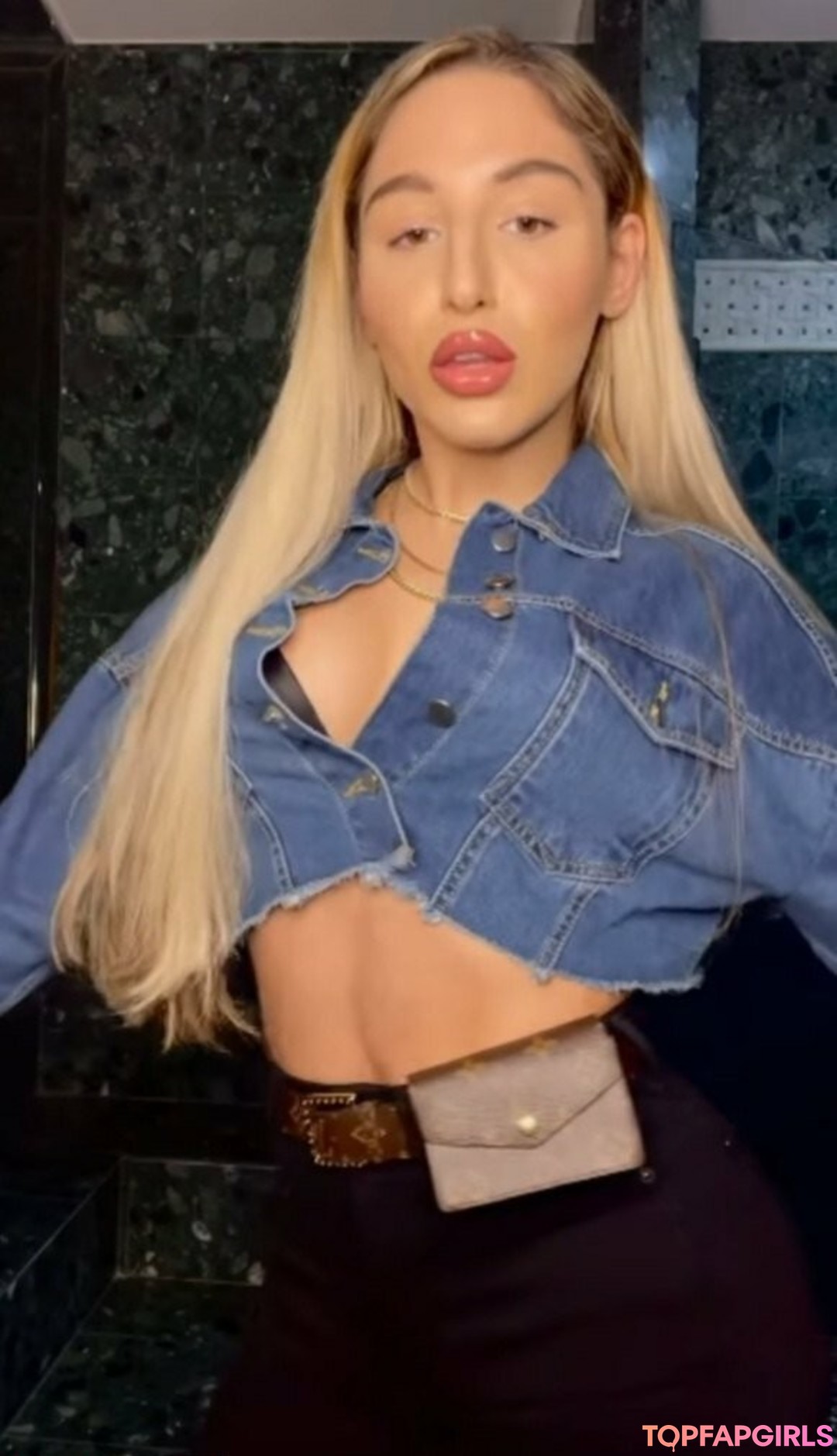 Photo nue de fuite OnlyFans de Abella Danger #1391