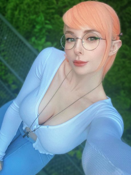 Jenna Lynn Meowri