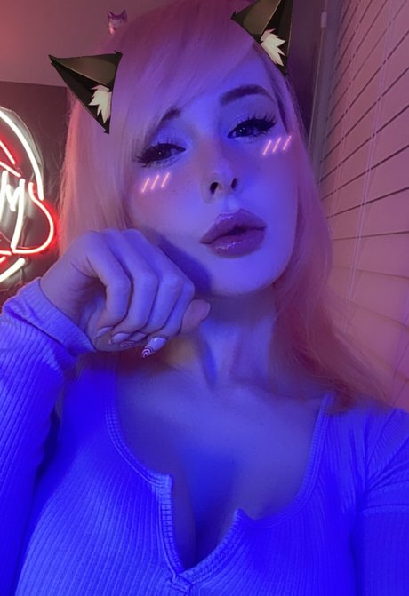 Jenna Lynn Meowri