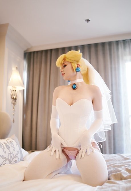 Jenna Lynn Meowri