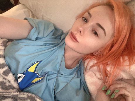 Jenna Lynn Meowri