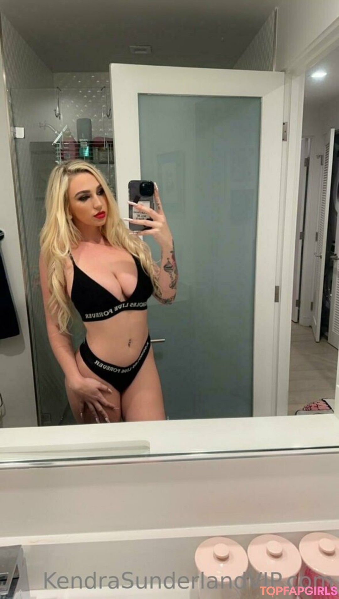 Photo nue de fuite OnlyFans de Kendra Sunderland #575