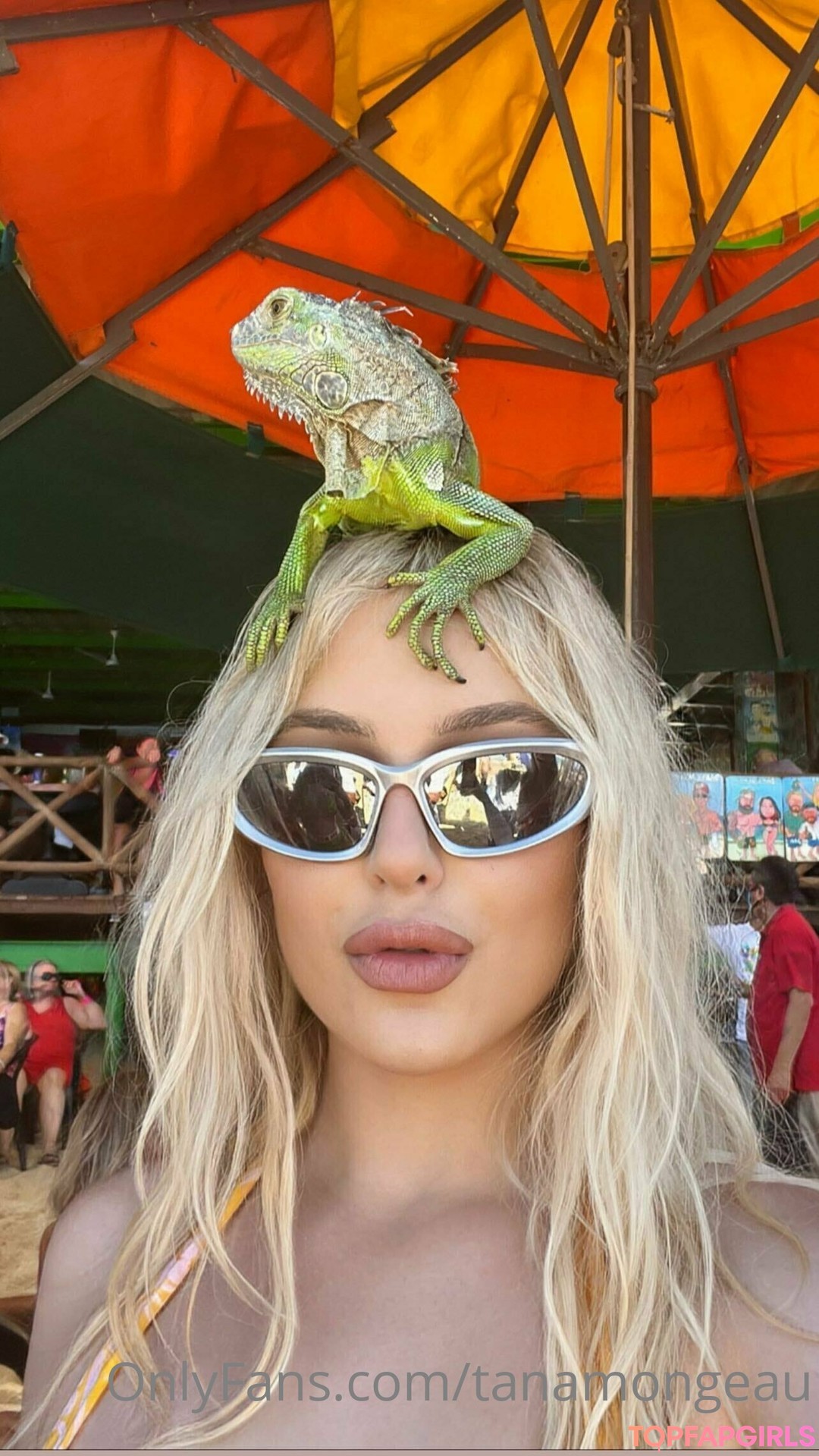 Photo nue de fuite OnlyFans de Tana Mongeau #110