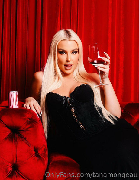 Tana Mongeau Photo nue de fuite OnlyFans de Tana Mongeau #111
