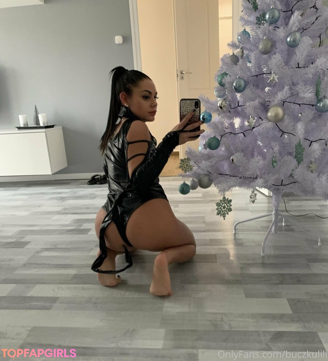 Photo nue de fuite OnlyFans de Buczkulili #1052