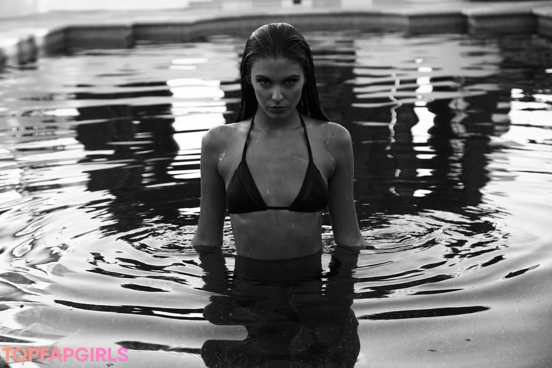 Photo nue de fuite OnlyFans de Carmella Rose #308