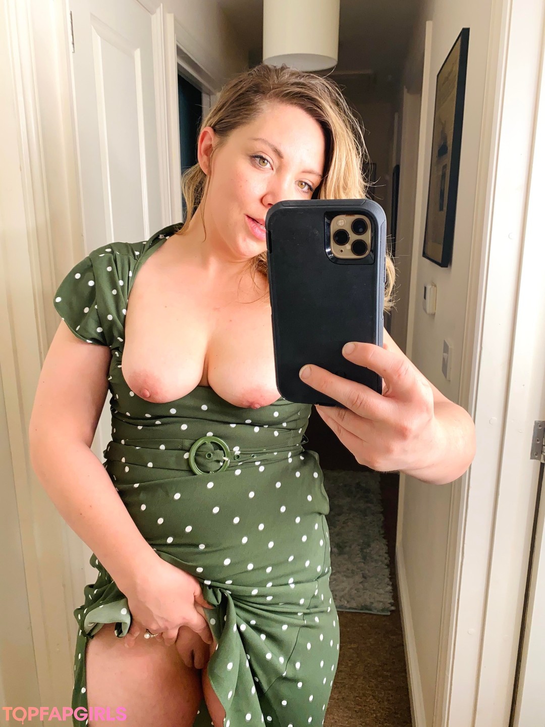 Photo nue de fuite OnlyFans de Isabella Lee #148