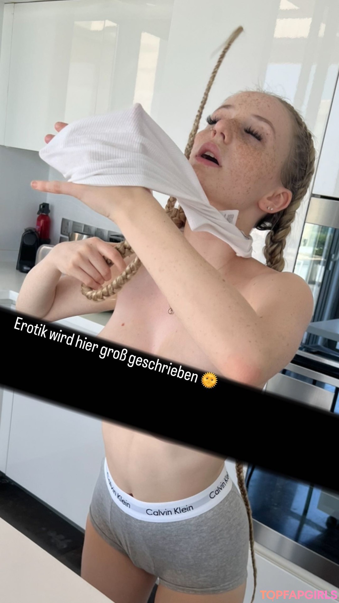 Photo nue de fuite OnlyFans de Elenas Caprice #15