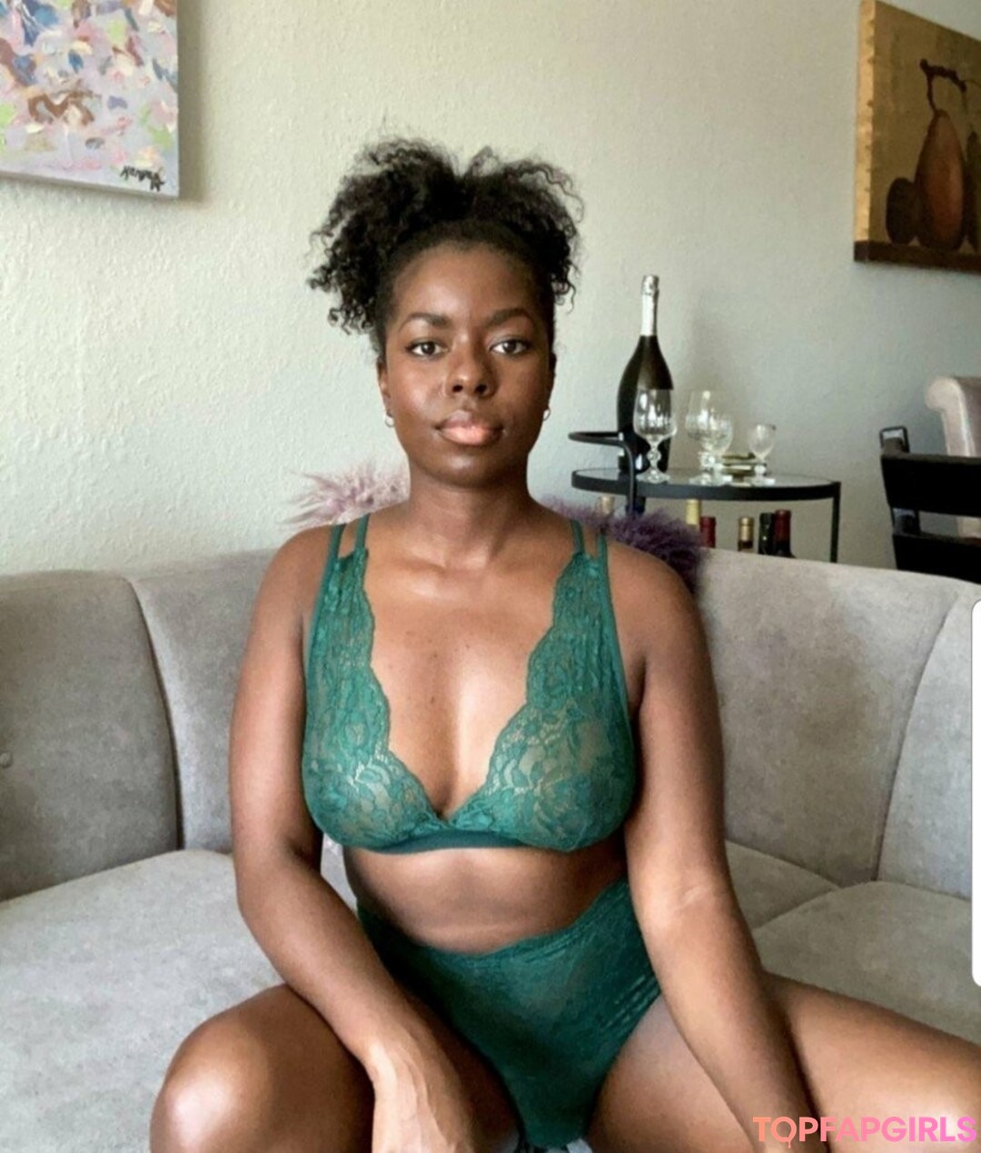 Photo nue de fuite OnlyFans de Camille W #338