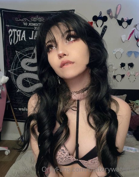 Emi Bunny