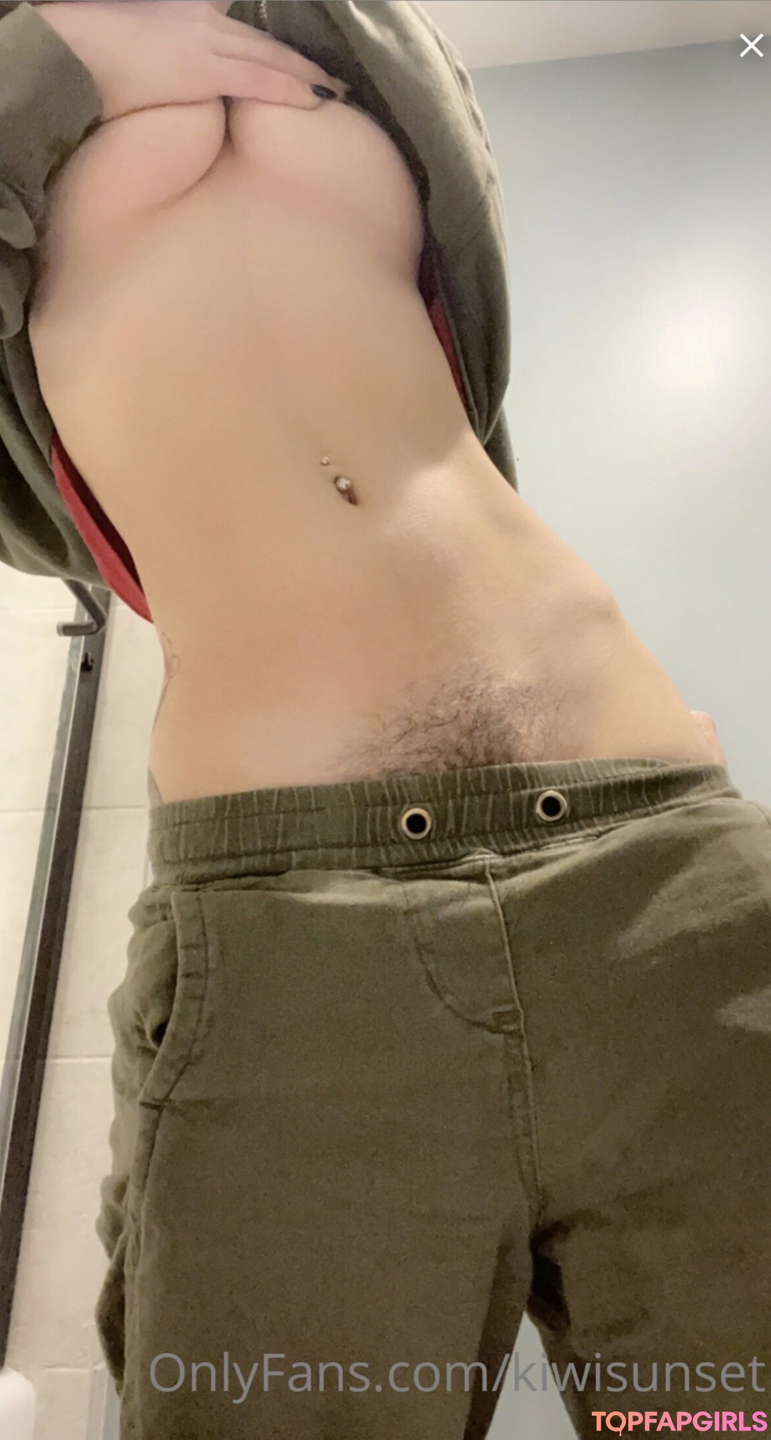 Photo nue de fuite OnlyFans de Kiwi Sunset #121