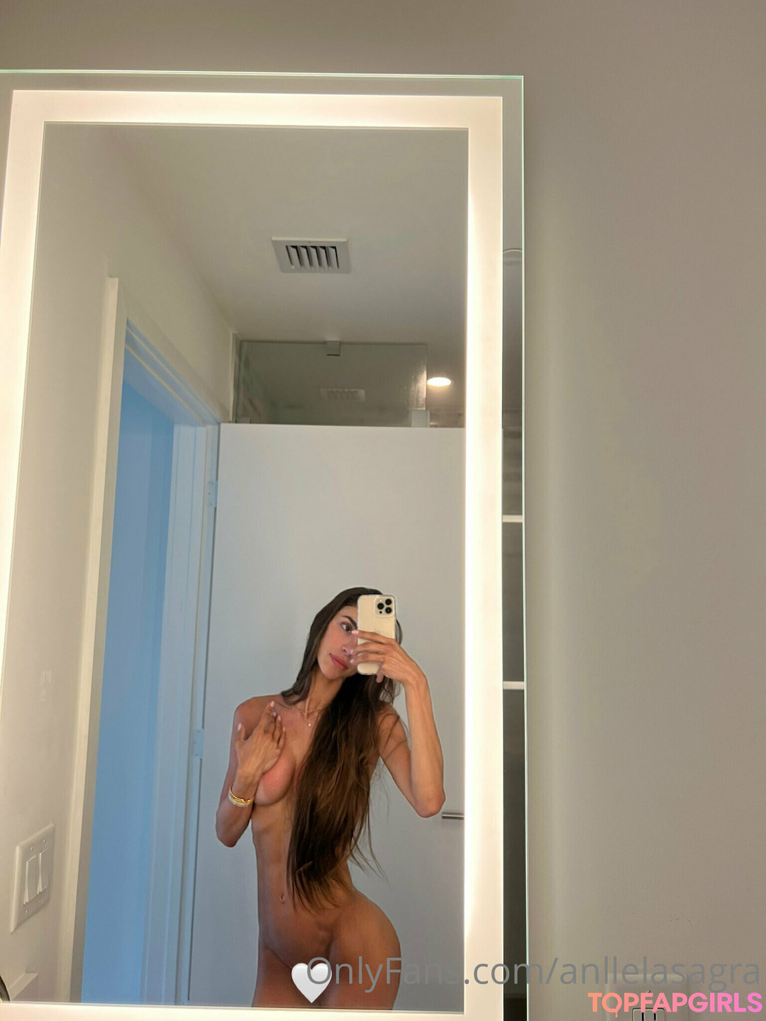 Photo nue de fuite OnlyFans de Anllela Sagra #137