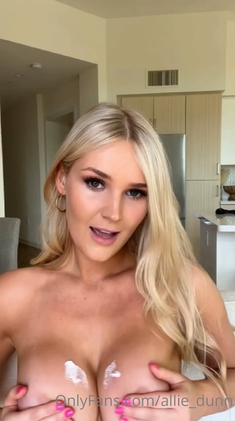 Allie_Dunn