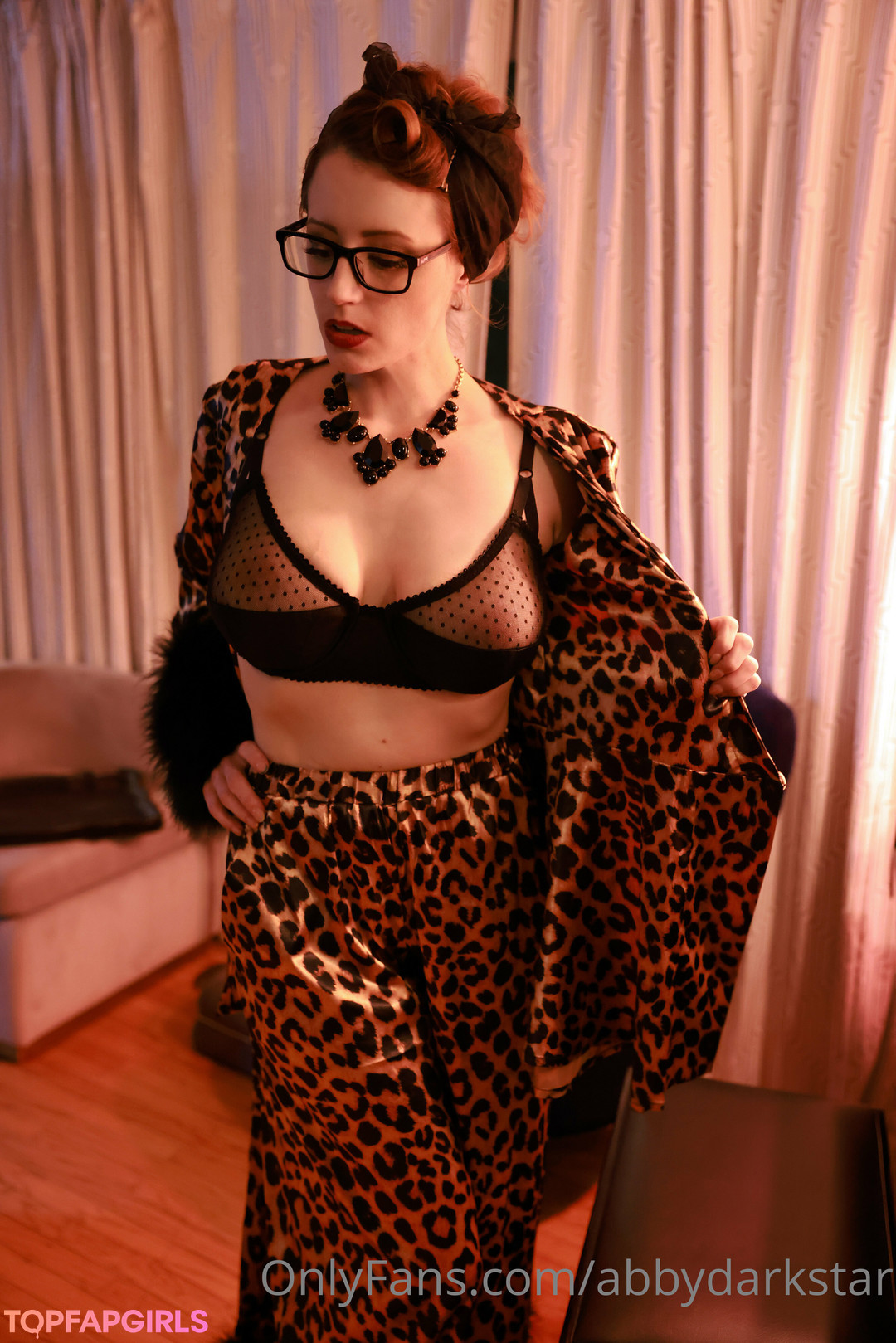 Photo nue de fuite OnlyFans de Abby Dark Star #556