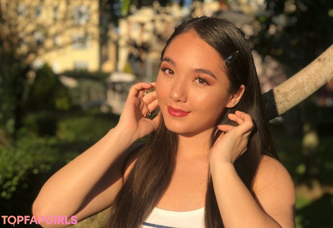 Photo nue de fuite OnlyFans de Eliza Chau #264