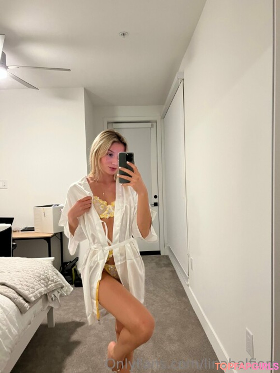 Photo nue de fuite OnlyFans de Lina Belfiore #84