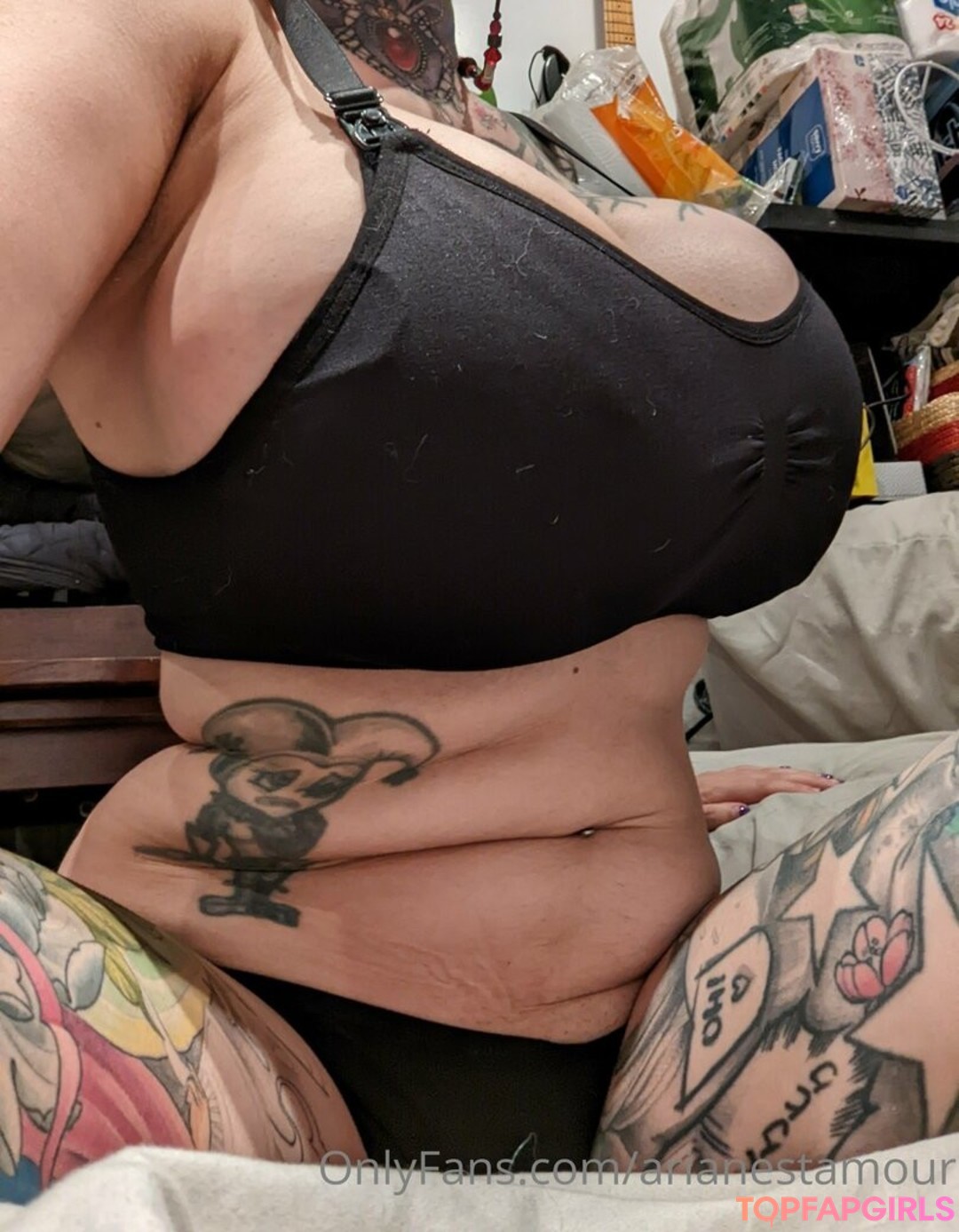 Photo nue de fuite OnlyFans de Ariane Saint Amour #2116