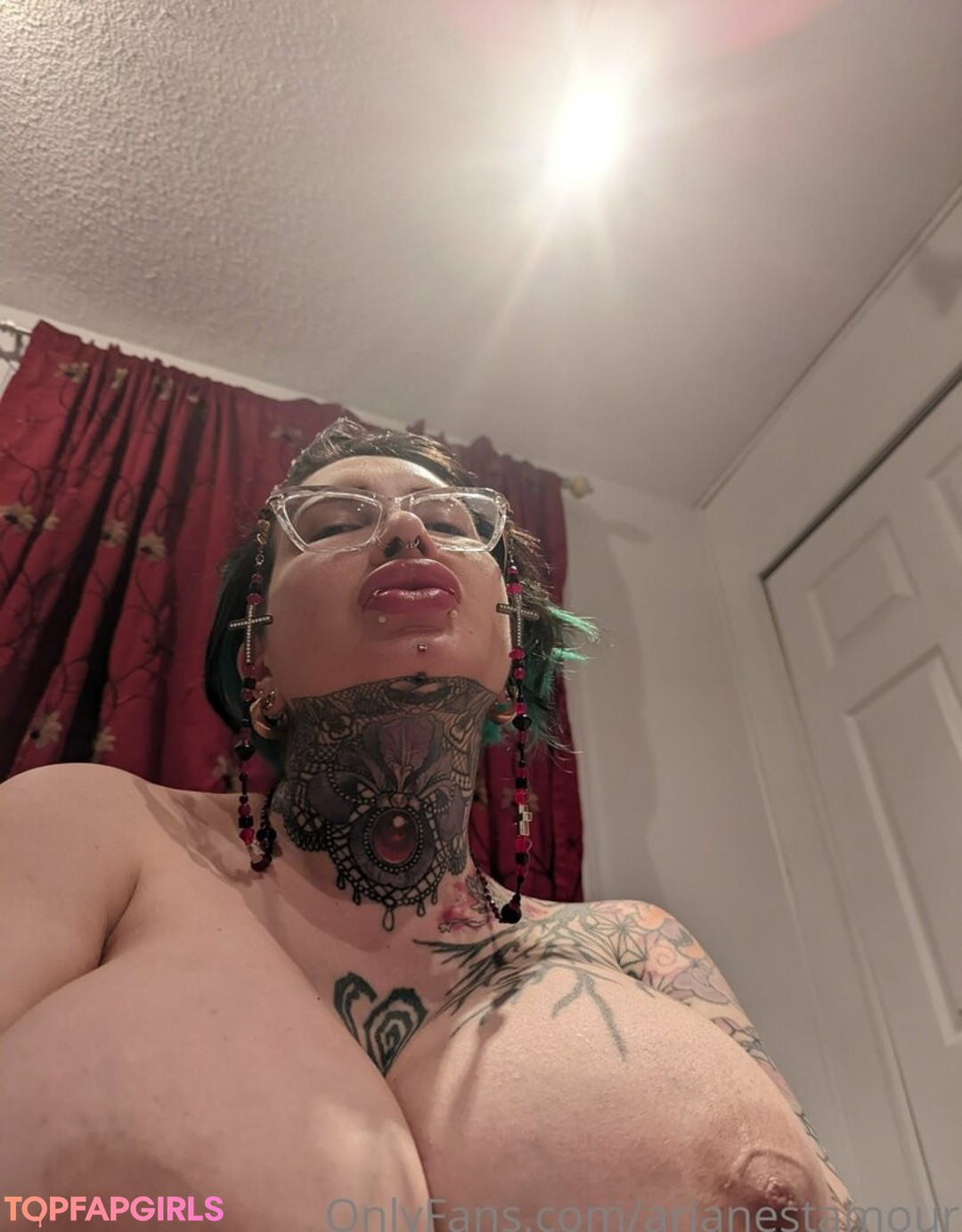 Photo nue de fuite OnlyFans de Ariane Saint Amour #2225