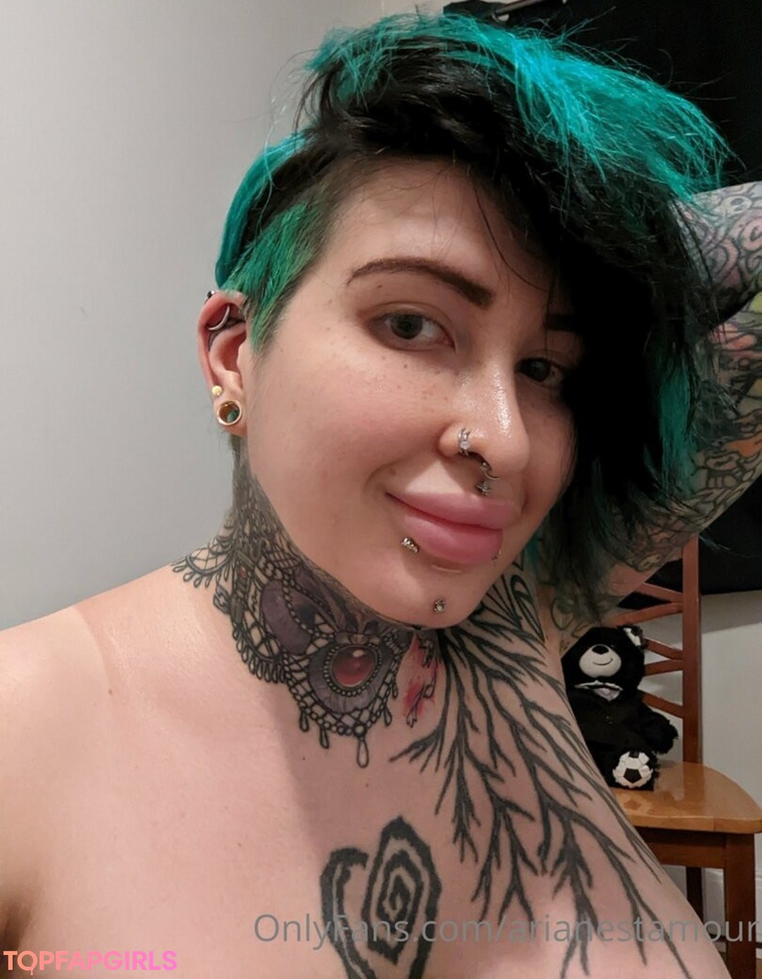 Photo nue de fuite OnlyFans de Ariane Saint Amour #2448