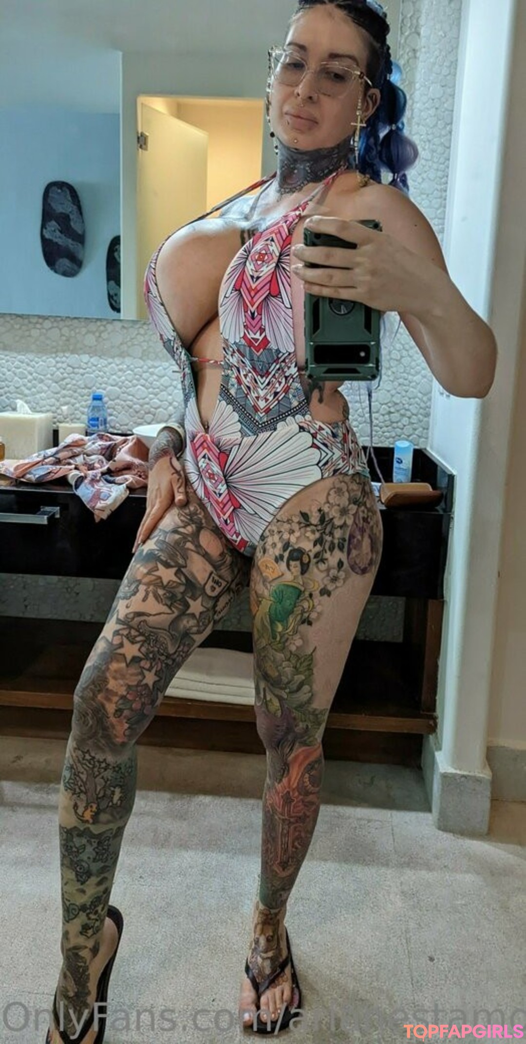 Photo nue de fuite OnlyFans de Ariane Saint Amour #2741