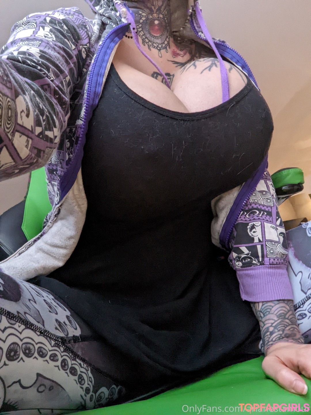 Photo nue de fuite OnlyFans de Ariane Saint Amour #846