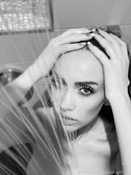 LuxuryGirl