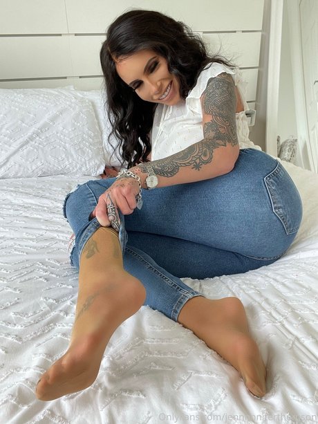 Jennifer Thomson