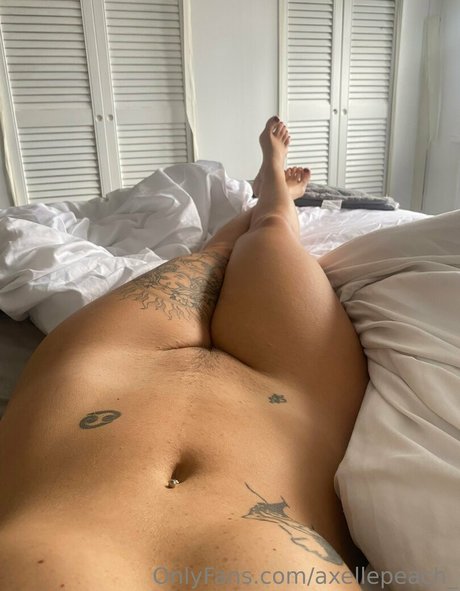 Axelle Peach