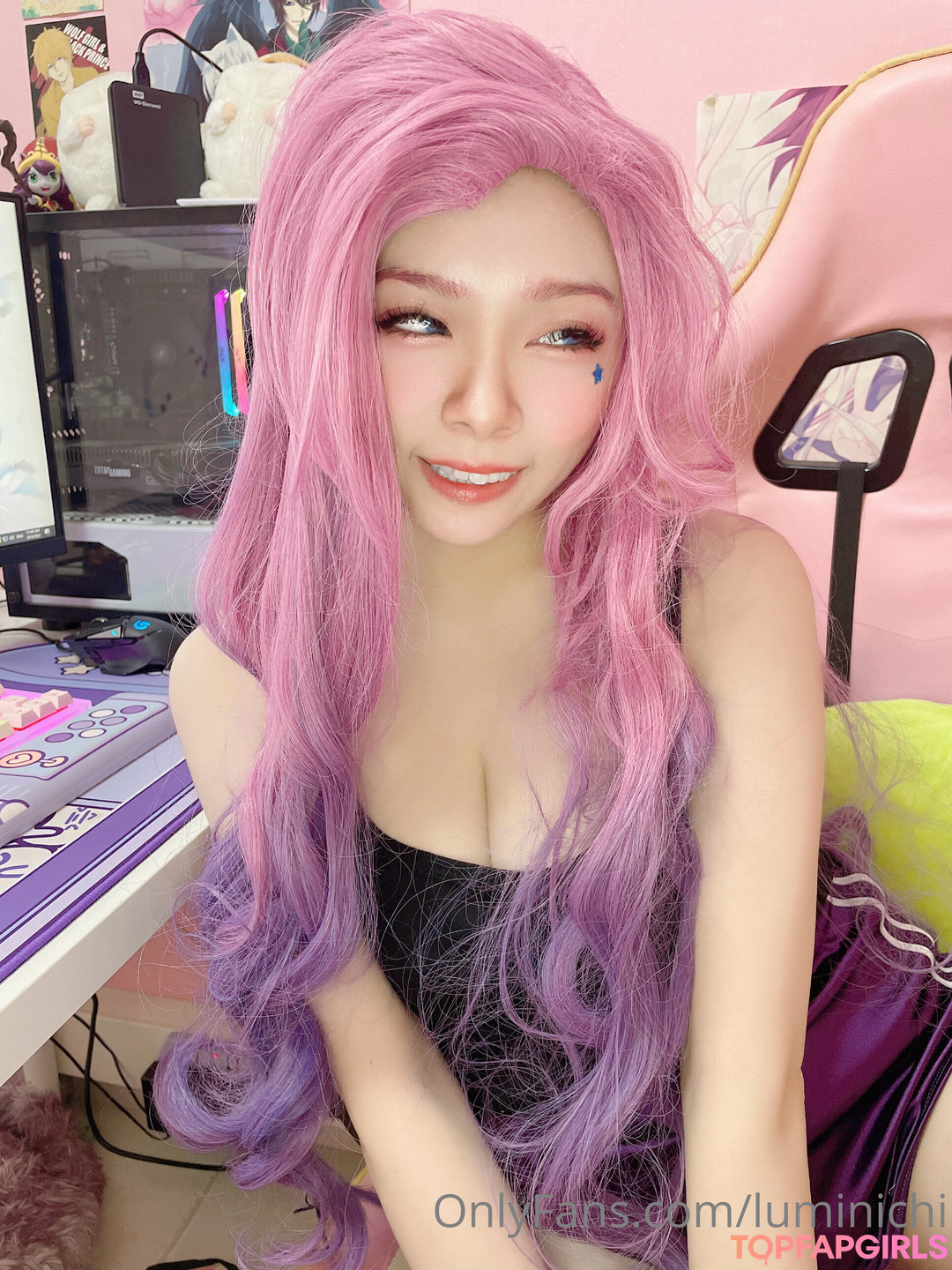 Photo nue de fuite OnlyFans de Luminichi #51