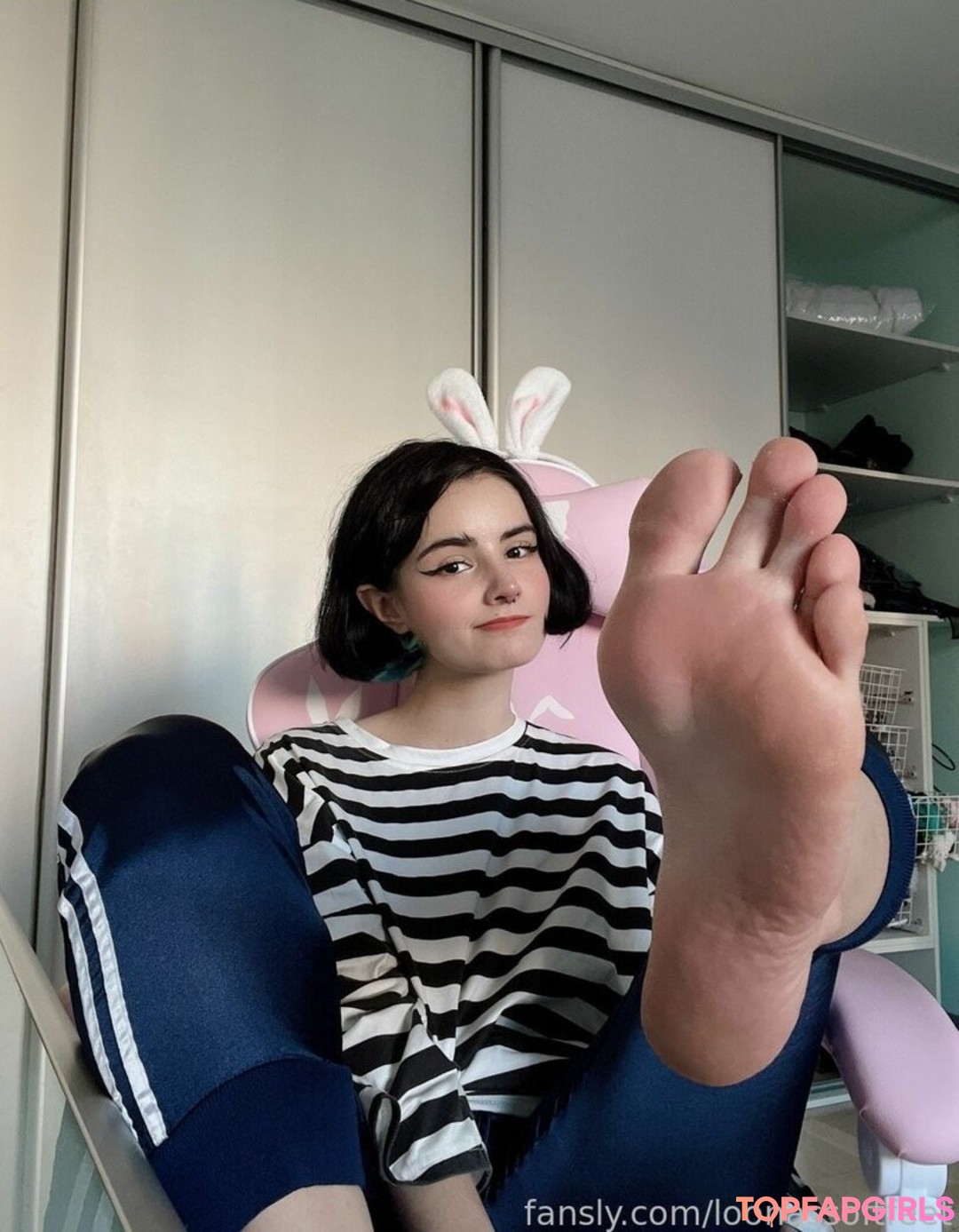 Photo nue de fuite OnlyFans de Loona #1167