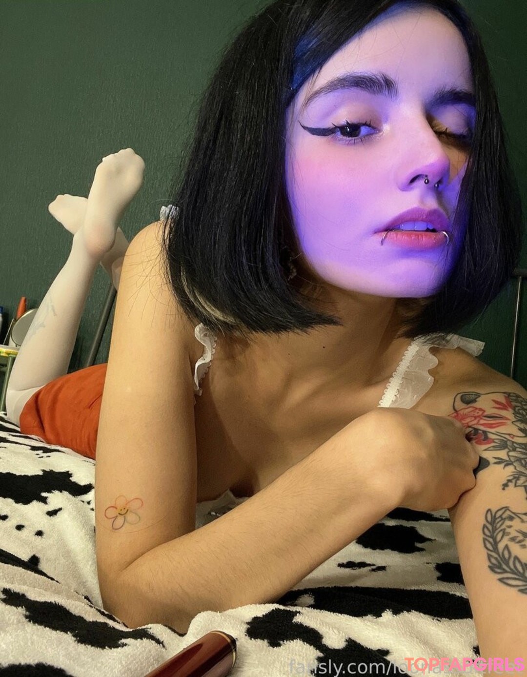 Photo nue de fuite OnlyFans de Loona #1435