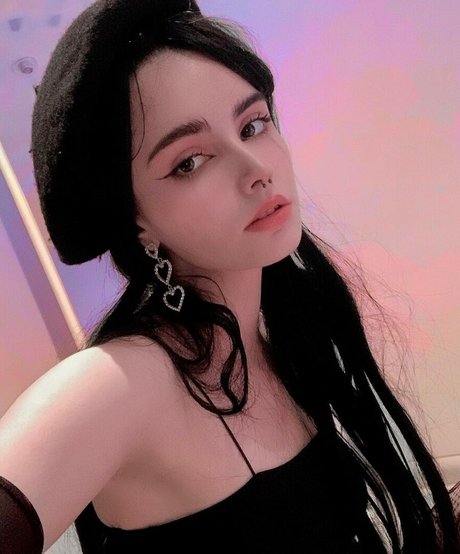 Loona