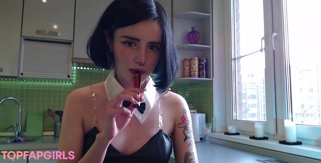 Photo nue de fuite OnlyFans de Loona #884