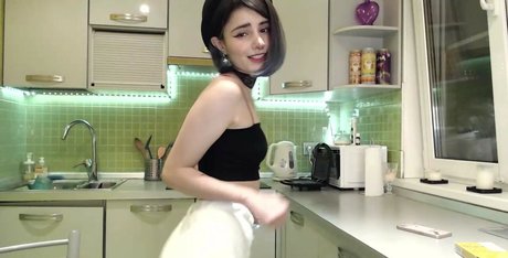 Loona