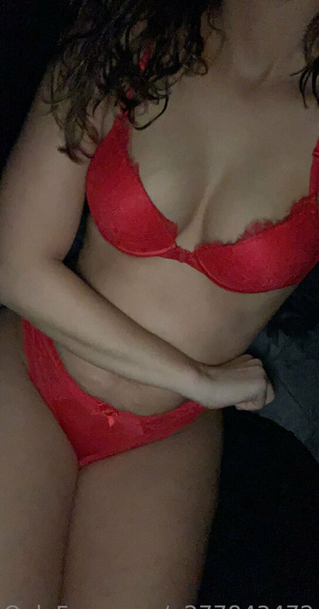 Photo nue de fuite OnlyFans de Sahara Summer