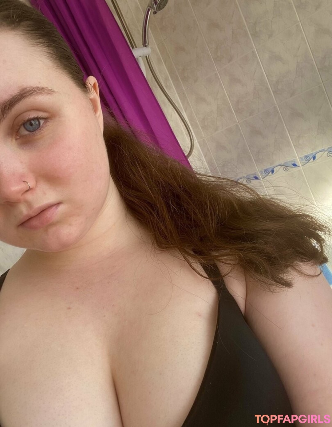 Photo nue de fuite OnlyFans de Bustybritishbrunette #12 Photo nue de fuite OnlyFans de Bustybritishbrunette #12