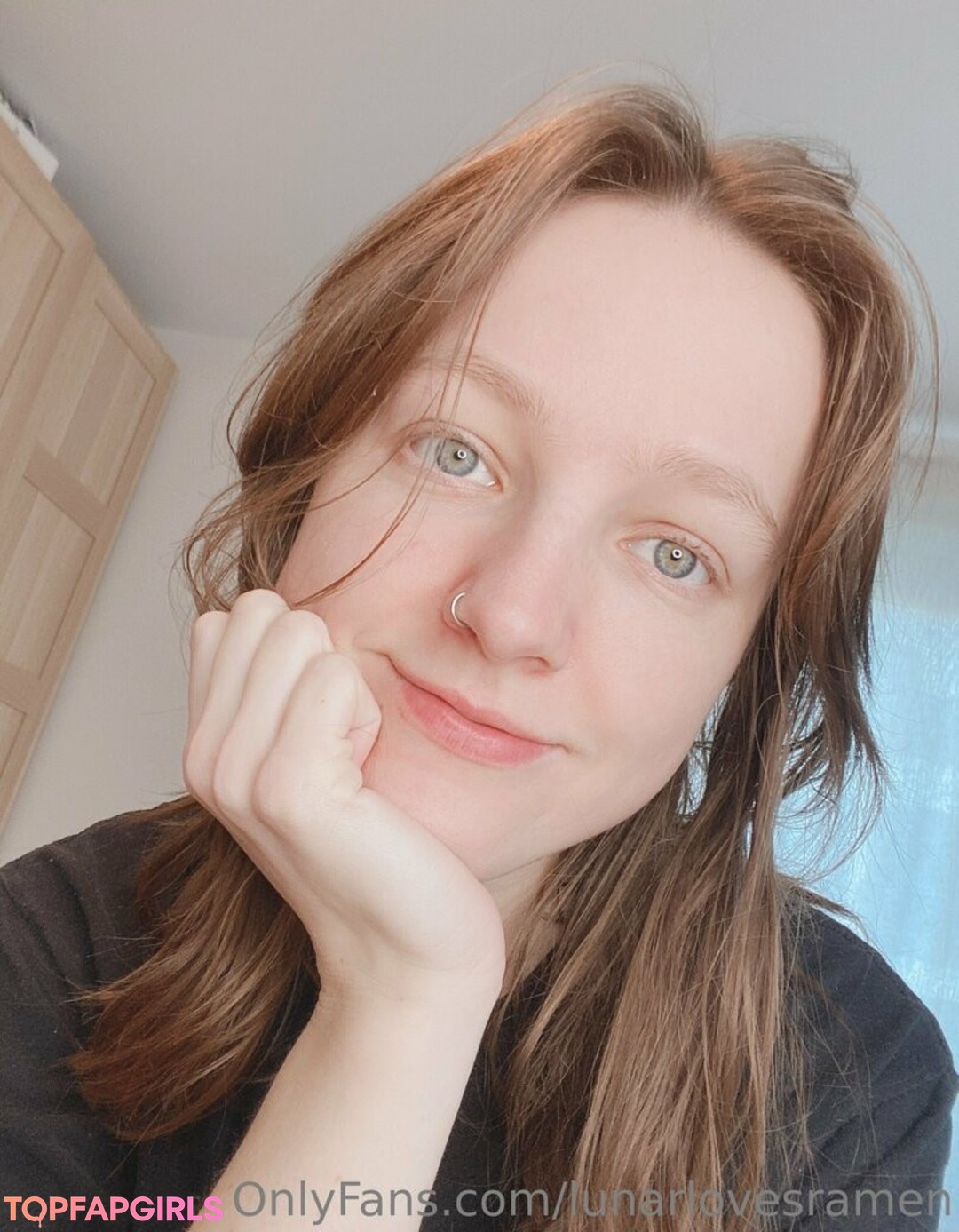 Photo nue de fuite OnlyFans de Lunarlovesramen #7 Photo nue de fuite OnlyFans de Lunarlovesramen #7