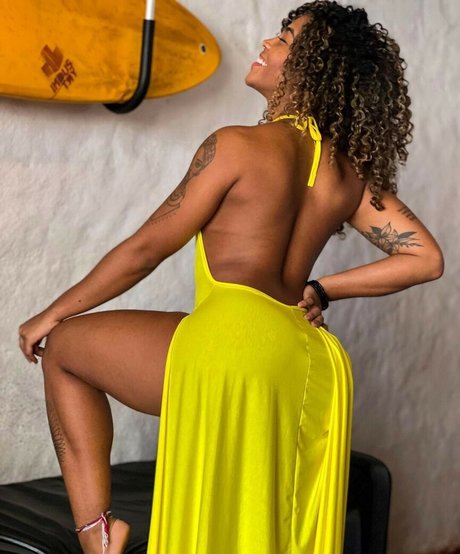 Photo nue de fuite OnlyFans de Luiza Vilela
