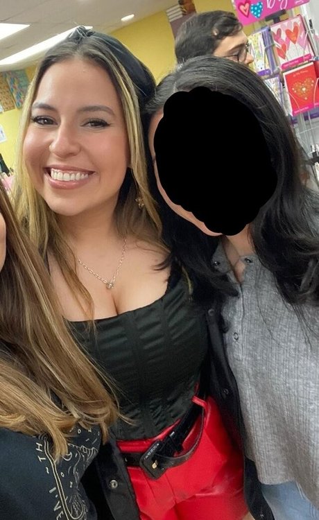 Larissa Cambusano