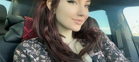 Photo nue de fuite OnlyFans de Crazy Babysitter