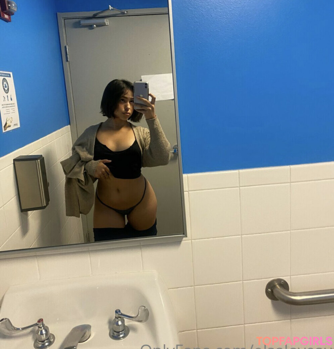 Photo nue de fuite OnlyFans de Elsalovesu #2 Photo nue de fuite OnlyFans de Elsalovesu #2